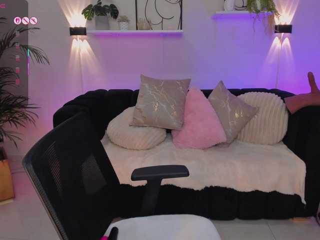Sofia-Velvet live webcam show
