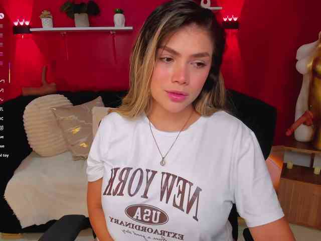 Sofia-Velvet webcam