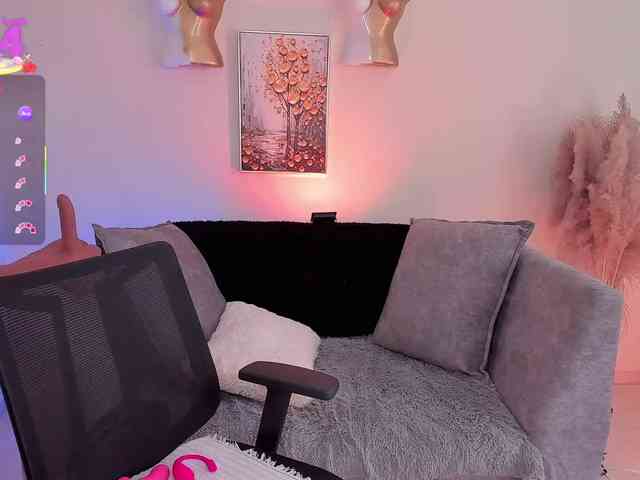 Sofia-Velvet webcam