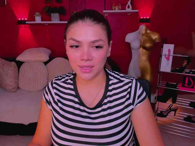 Sofia-Velvet webcam