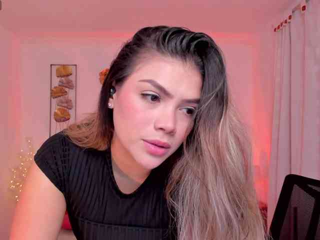 Sofia-Velvet webcam