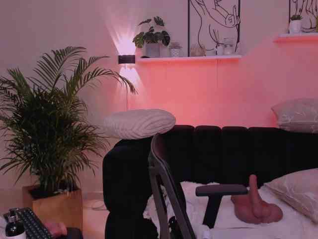 Sofia-Velvet webcam