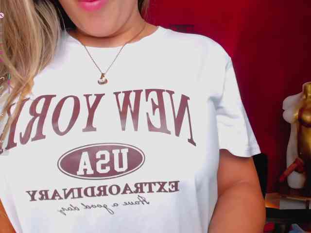 Sofia-Velvet webcam