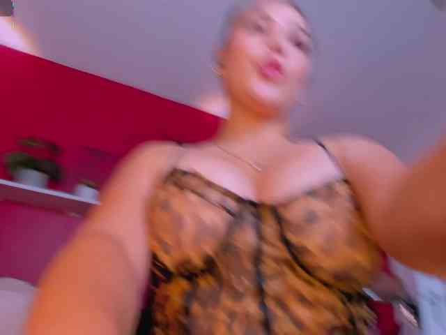 Sofia-Velvet webcam