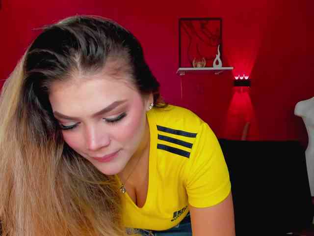 Sofia-Velvet webcam