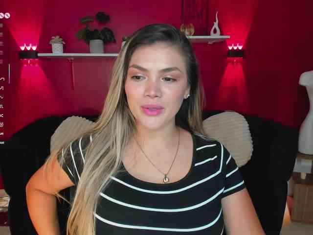 Sofia-Velvet webcam
