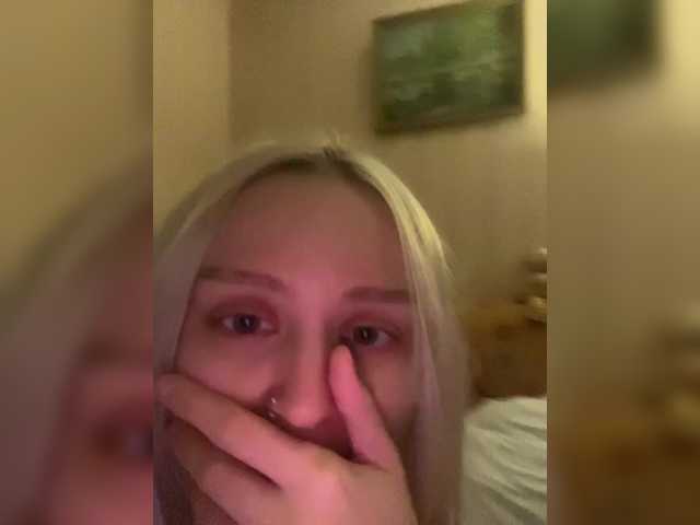ialiceland live cam on BongaCams