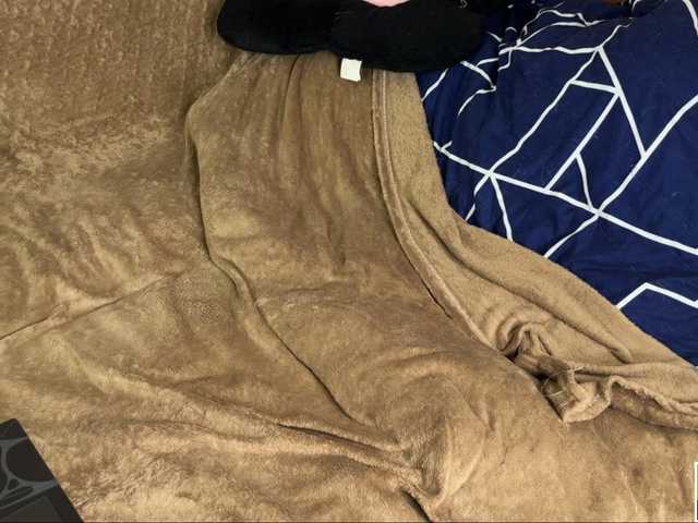 ialiceland live cam on BongaCams