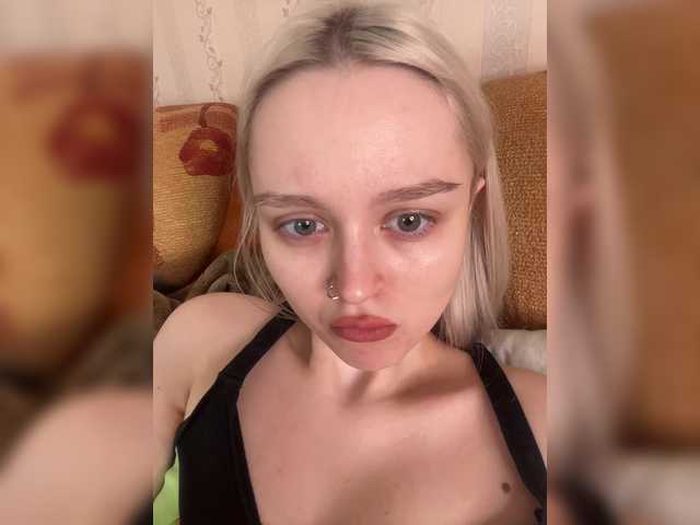 ialiceland live cam on BongaCams