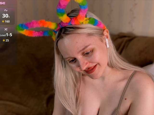 ialiceland live cam on BongaCams
