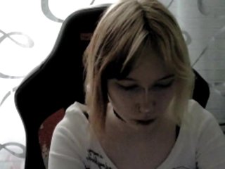 Vinika228's Live Webcam