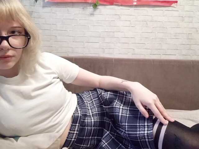 Vinika228 live cam on BongaCams