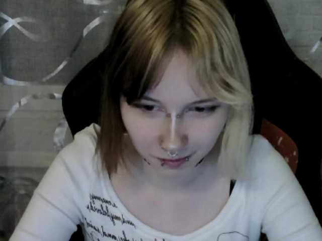 Vinika228's BongaCams show and profile