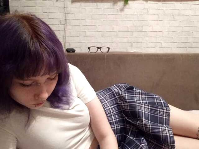 Vinika228 live cam on BongaCams