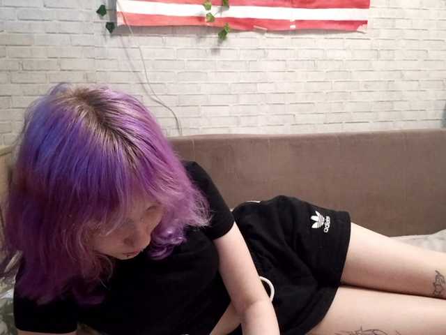 le modèle Vinika228 est en webcam porno dans un show sur le site bongacams, il possède les tags suivants: White/Caucasian,Blonde,Trimmed