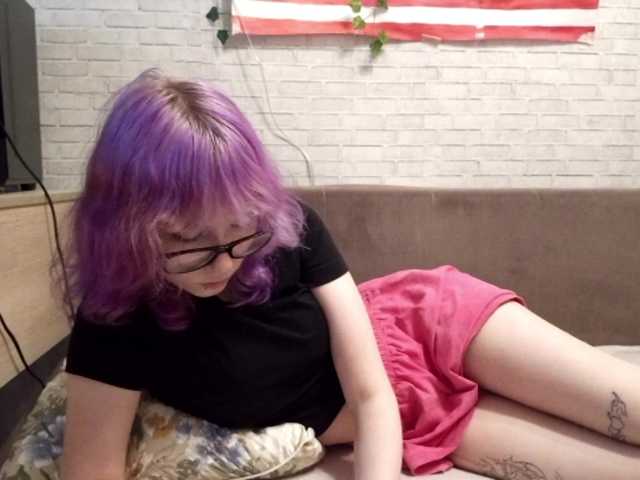 Vinika228 live cam on BongaCams