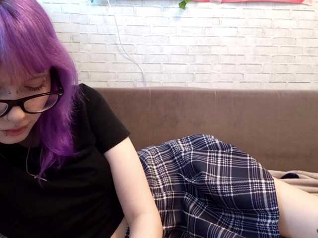 Vinika228 live cam on BongaCams