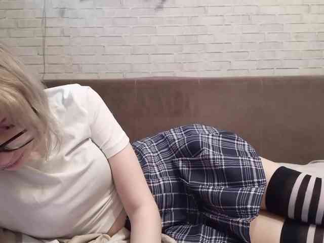 Vinika228 webcam
