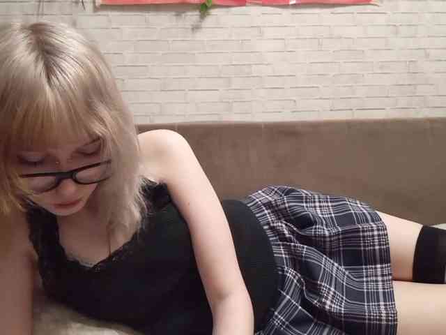 Vinika228 webcam