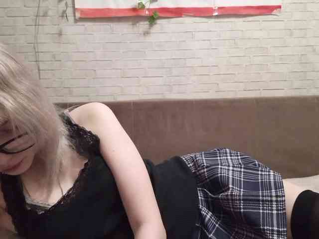 Vinika228 webcam