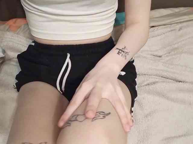 Vinika228 webcam