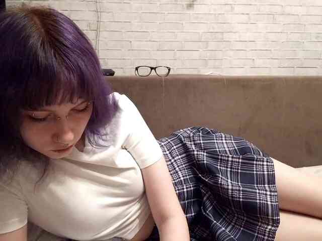Vinika228 webcam