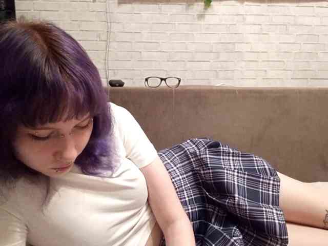 Vinika228 webcam