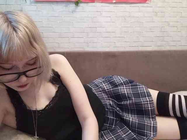 Vinika228 webcam