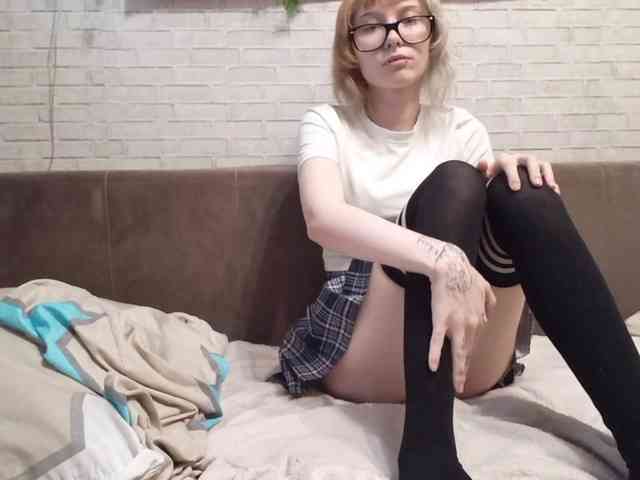 Vinika228 webcam