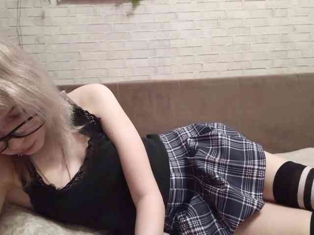 Vinika228 webcam
