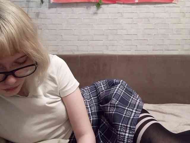 Vinika228 webcam