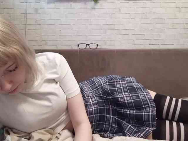 Vinika228 webcam