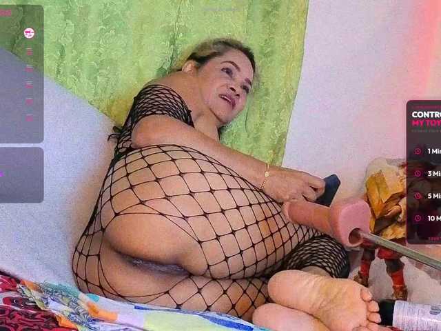 mariangellive live cam on BongaCams