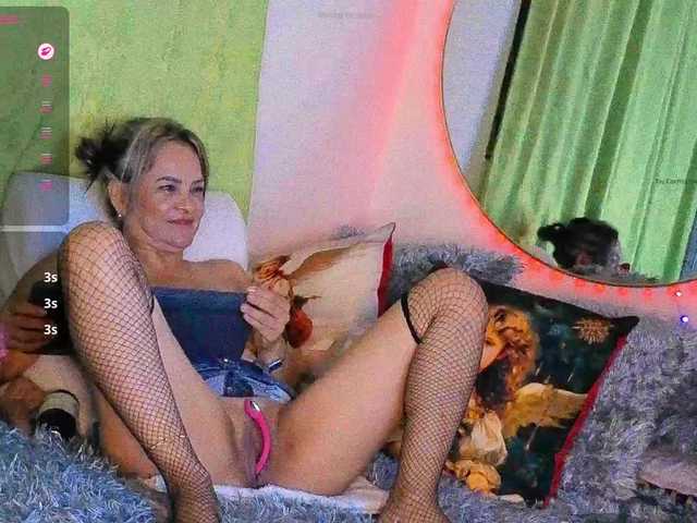 mariangellive live cam on BongaCams