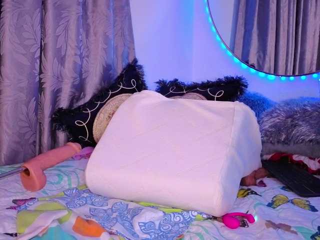 mariangellive live cam on BongaCams