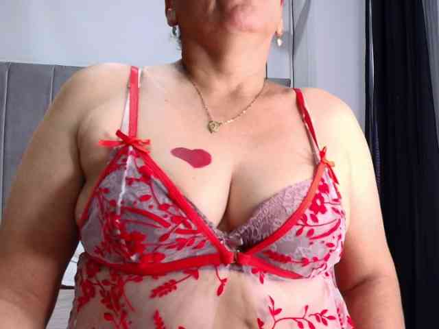 KassandraMature webcam