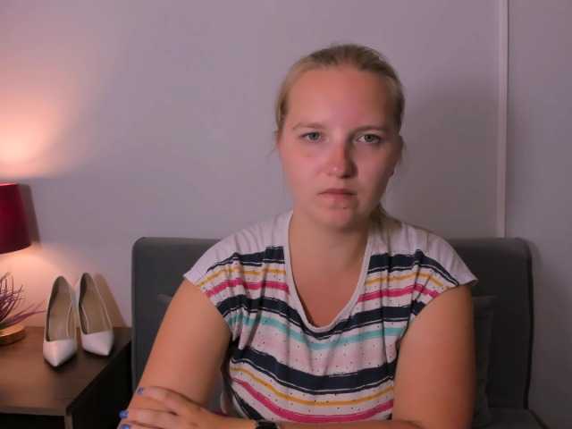 RoseNatural live cam on BongaCams
