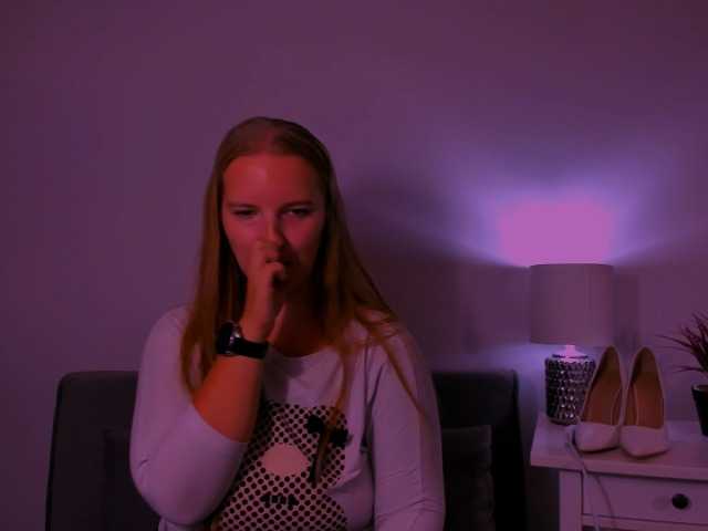 RoseNatural live cam preview