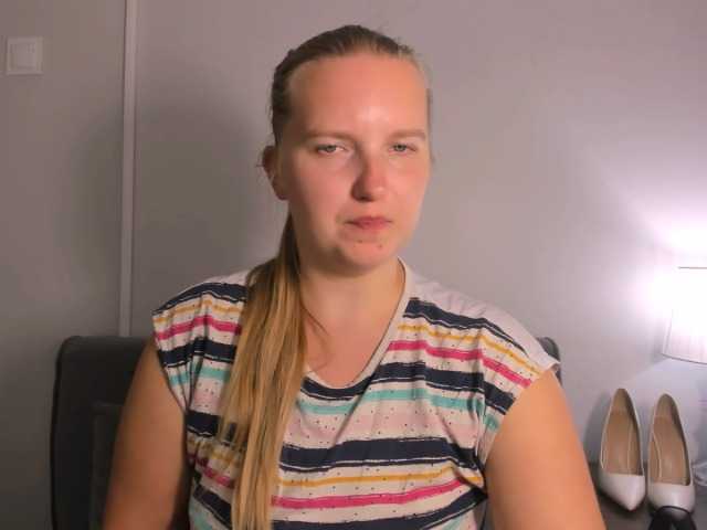 RoseNatural live cam on BongaCams