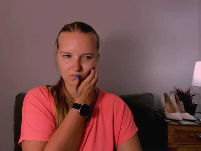 RoseNatural live cam on BongaCams