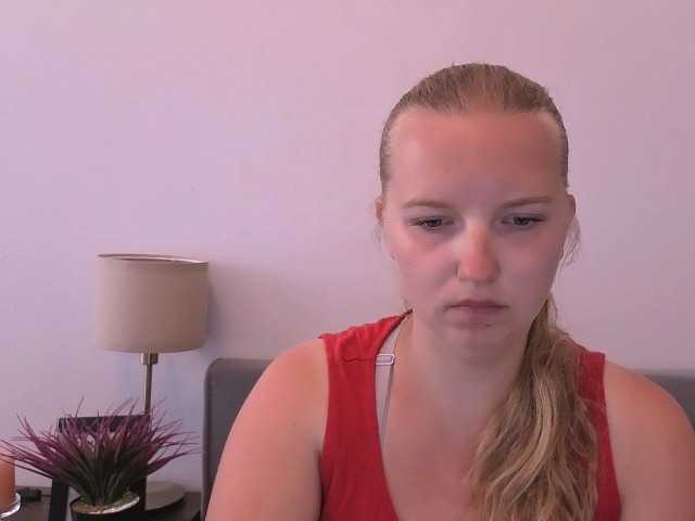 RoseNatural live cam on UnifiedCams