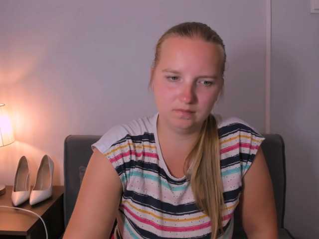 RoseNatural live cam on BongaCams