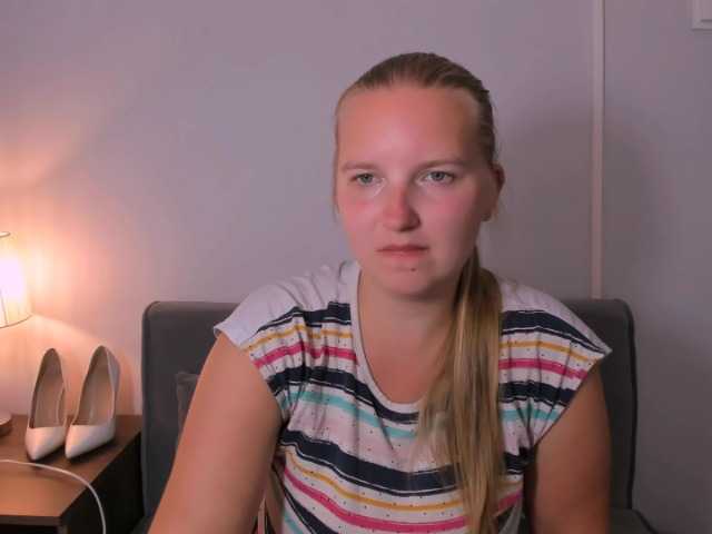 RoseNatural live cam on BongaCams