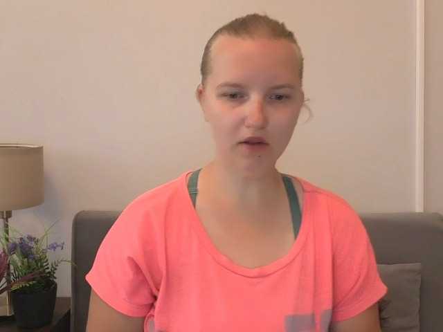 RoseNatural live cam on BongaCams