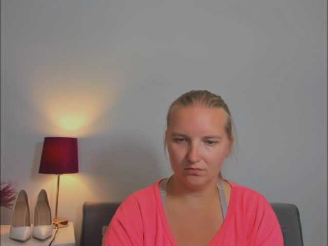 RoseNatural live cam on BongaCams