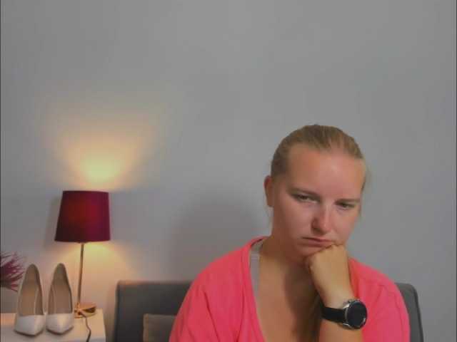 RoseNatural live cam on BongaCams