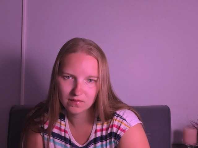 RoseNatural live cam on BongaCams