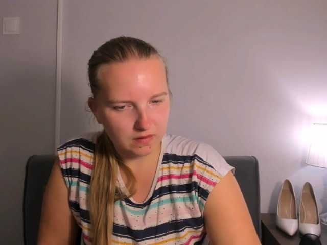 RoseNatural live cam on BongaCams