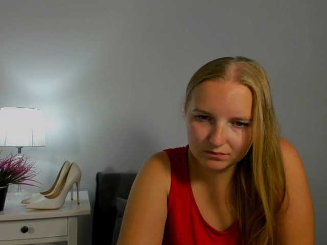 RoseNatural live cam on BongaCams