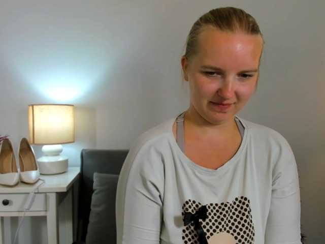 RoseNatural live cam on BongaCams